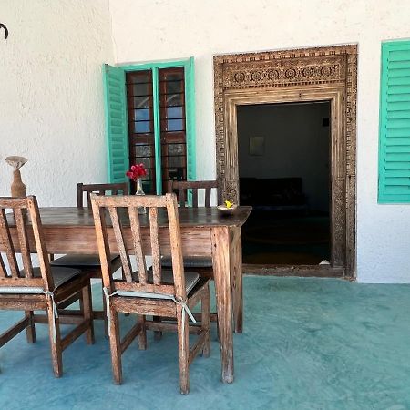 Отель Duara Beach House Падже Экстерьер фото